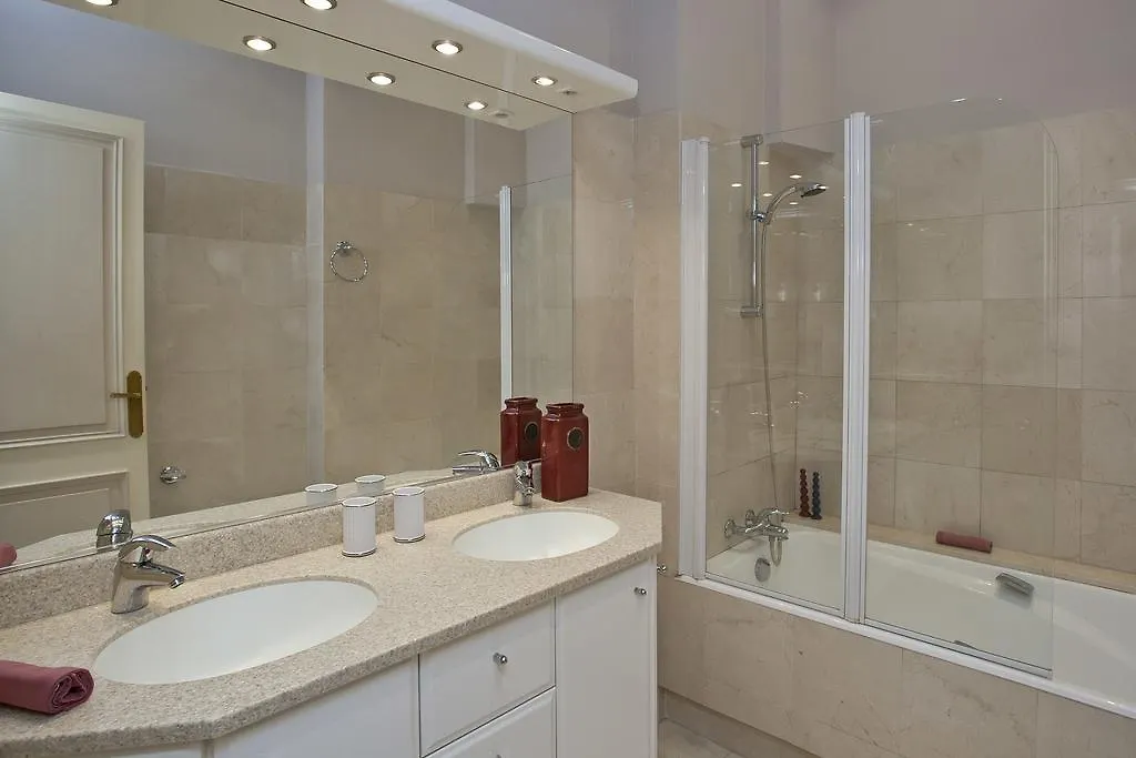 Apartment Appartement Mer Et Palmiers Cannes France